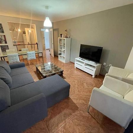 Lovely One Bedroom Flat- Excellent Location Grenade Extérieur photo