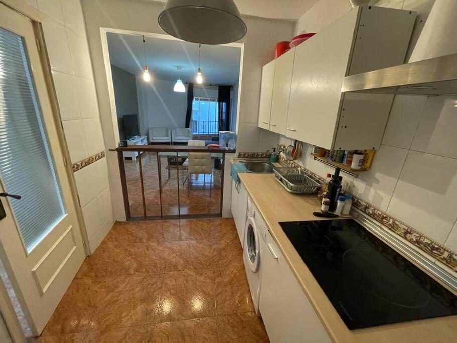 Lovely One Bedroom Flat- Excellent Location Grenade Extérieur photo